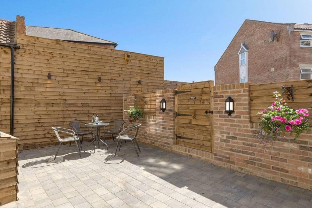 The Oldgate Apartment Morpeth Exterior photo